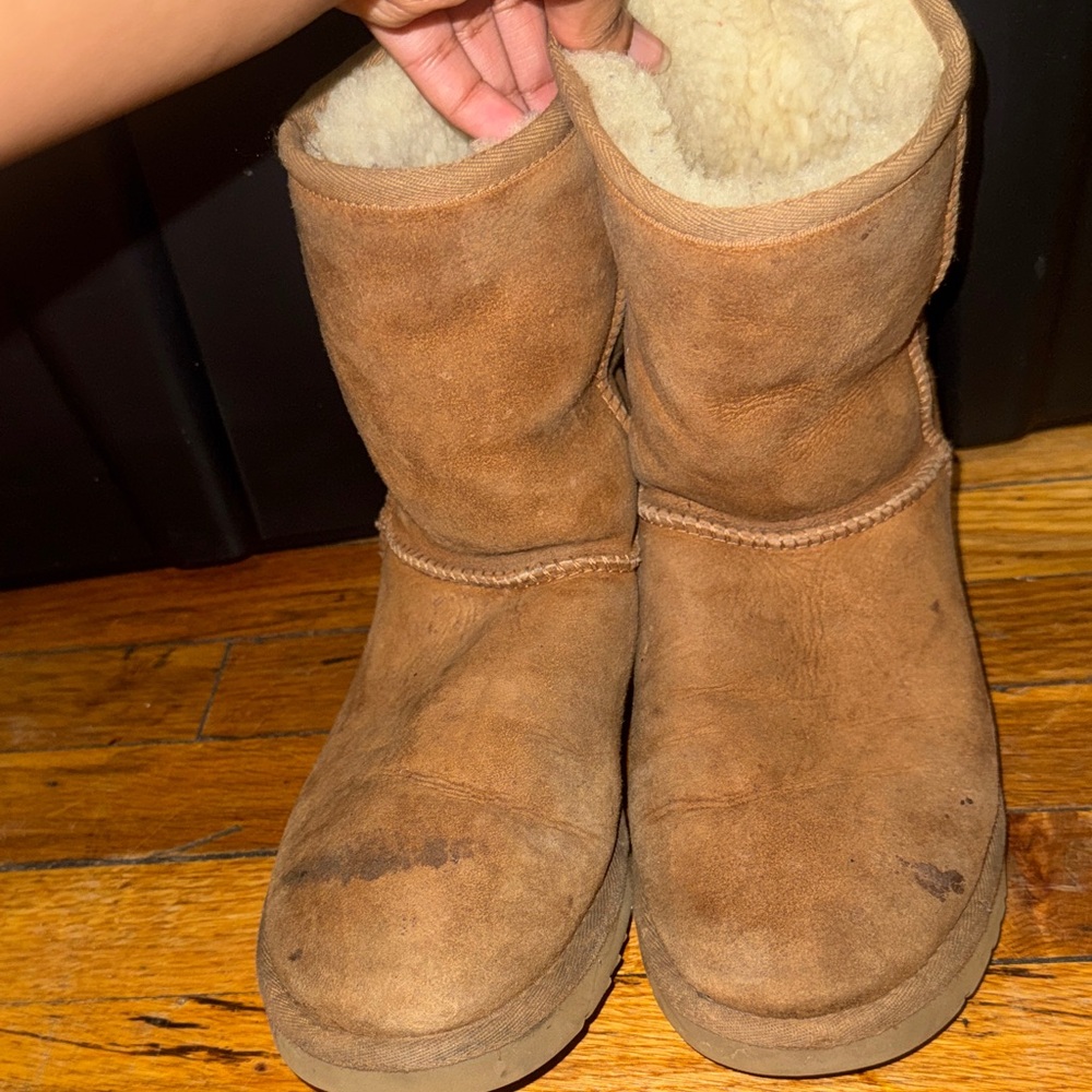 UGG Classic Brown Shearling Boots